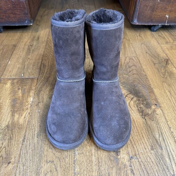 UGG Australia Classic Short Boot Chocolate Brown Womens Sz 6 Ugg S/N 5251Y - Picture 2 of 7
